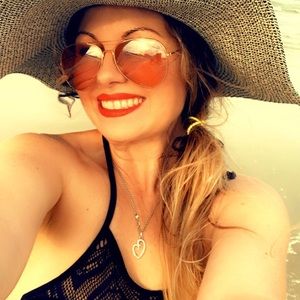 Meet your Posher, Bridget